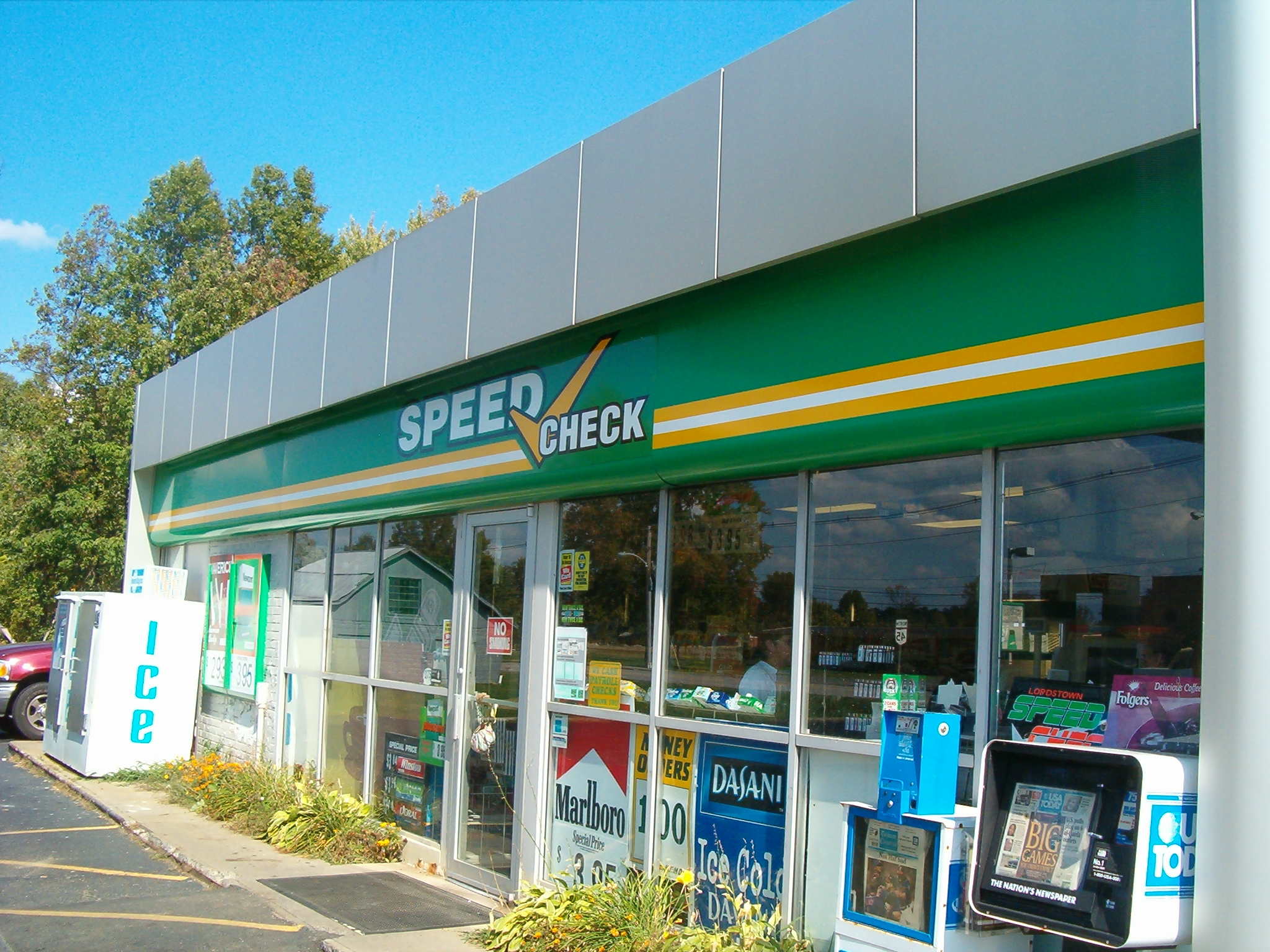 Ohio Store Signs Gas Station